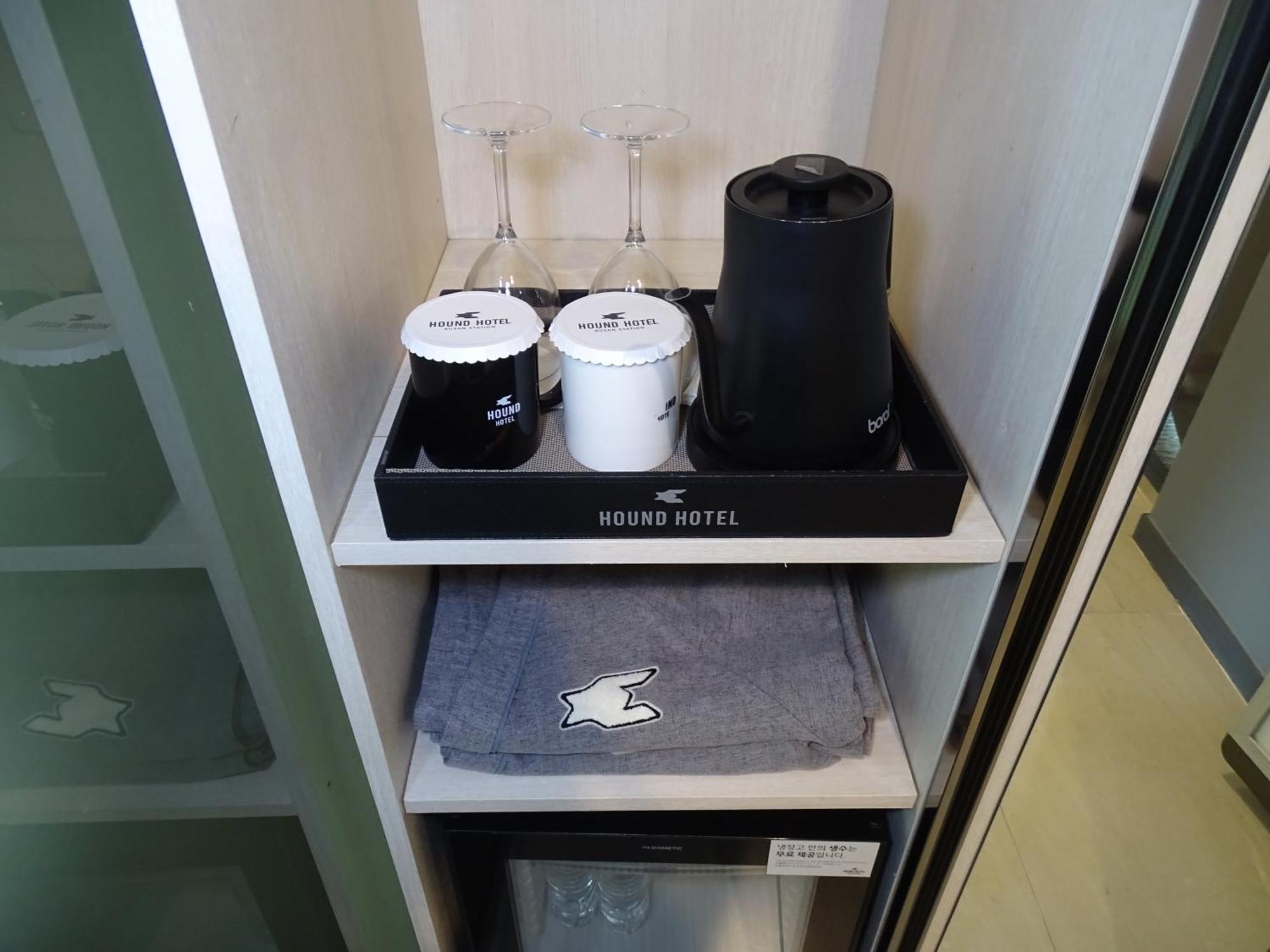 酒店 Hound Station