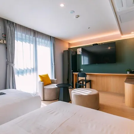 Hound Hotel Busan Station Exterior photo