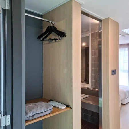 Hound Hotel Busan Station Exterior photo