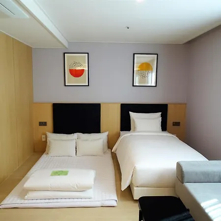 Hound Hotel Busan Station Exterior photo