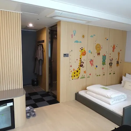 Hound Hotel Busan Station Exterior photo