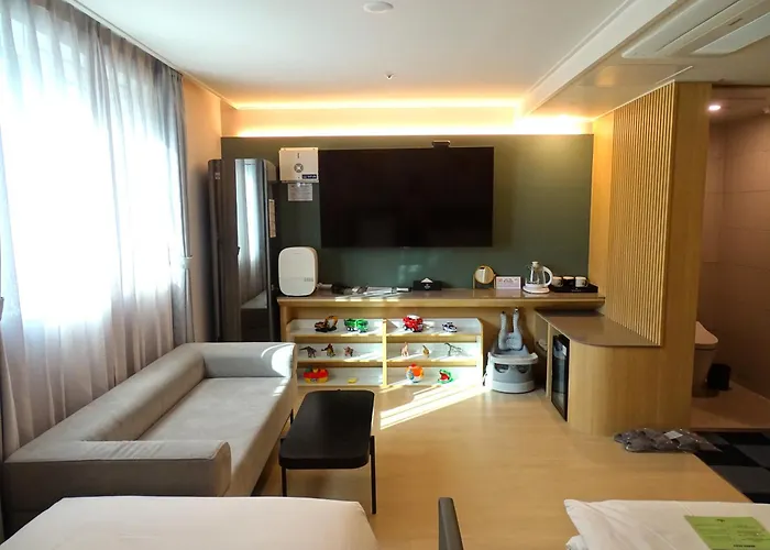 โรงแรมฮาวด์ พูซาน สเตชั่น
