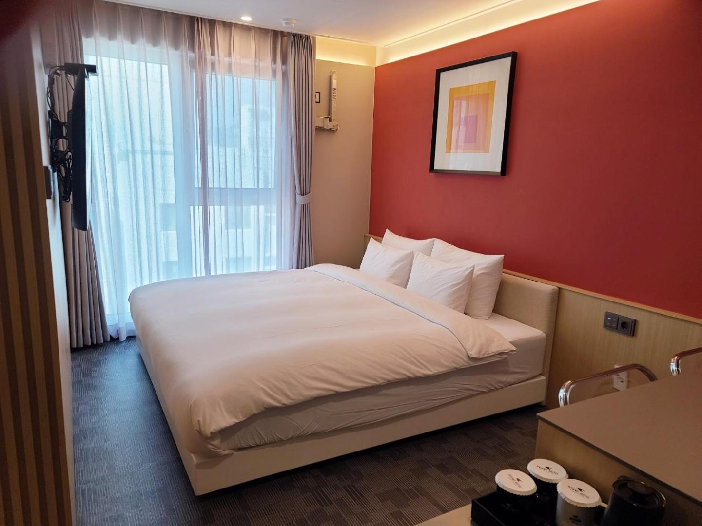 โรงแรมฮาวด์ พูซาน สเตชั่น โรงแรม 3*